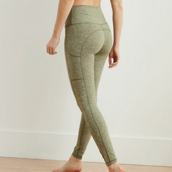 Offline The Hugger High Waisted Legging 